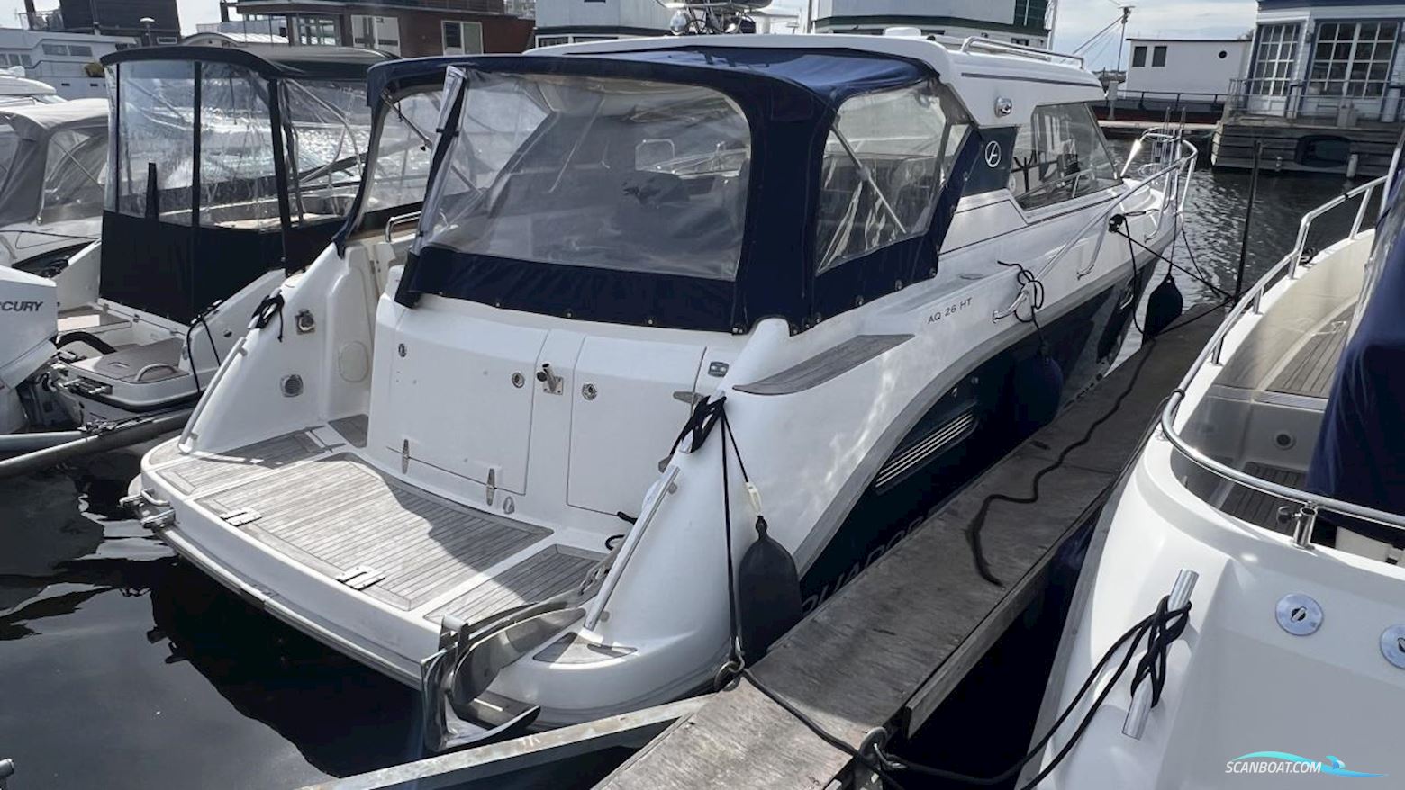 Aquador 26 HT Motorboten 2008, met Mercruiser motor, Sweden