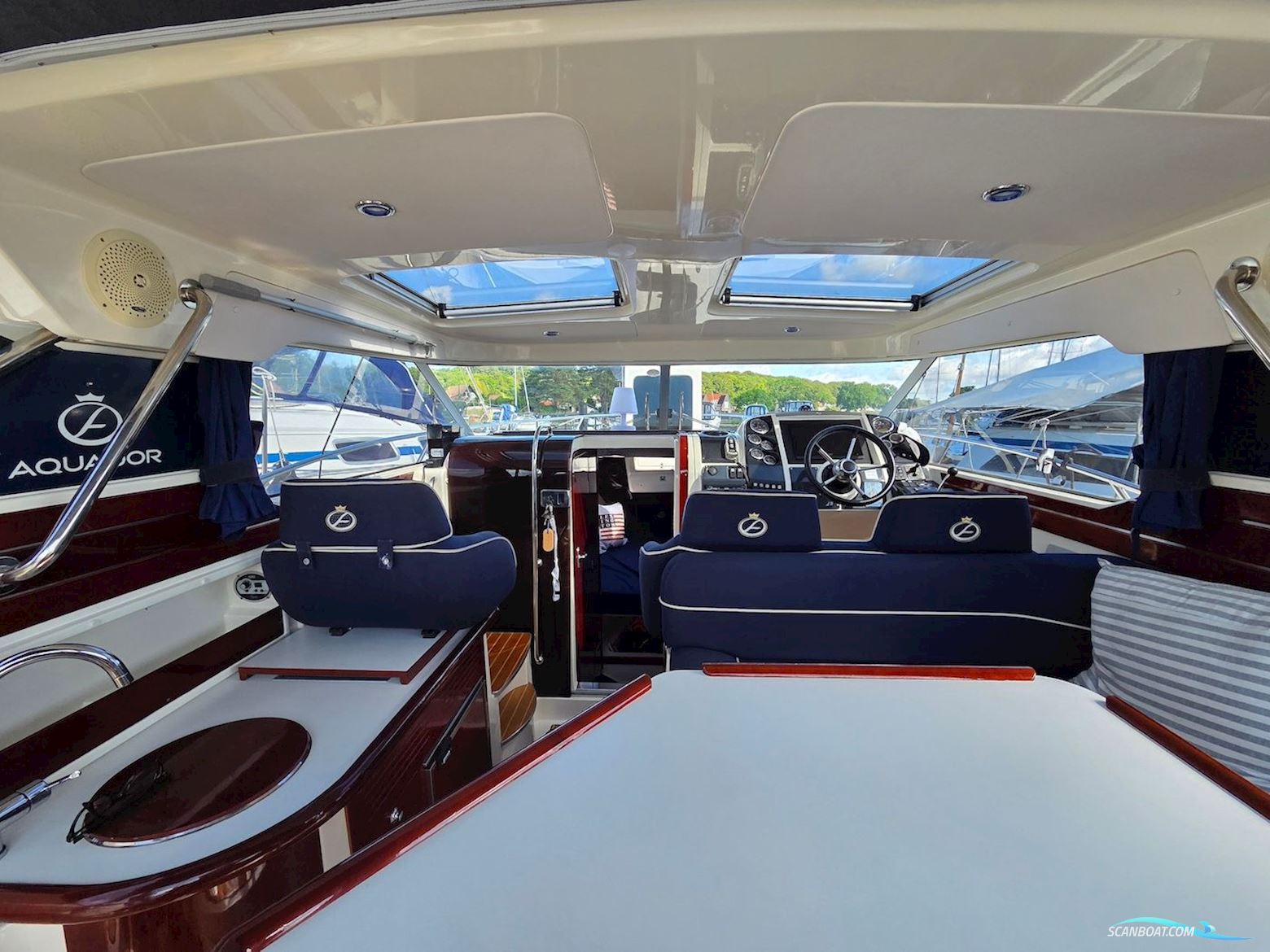AQUADOR 26 HT