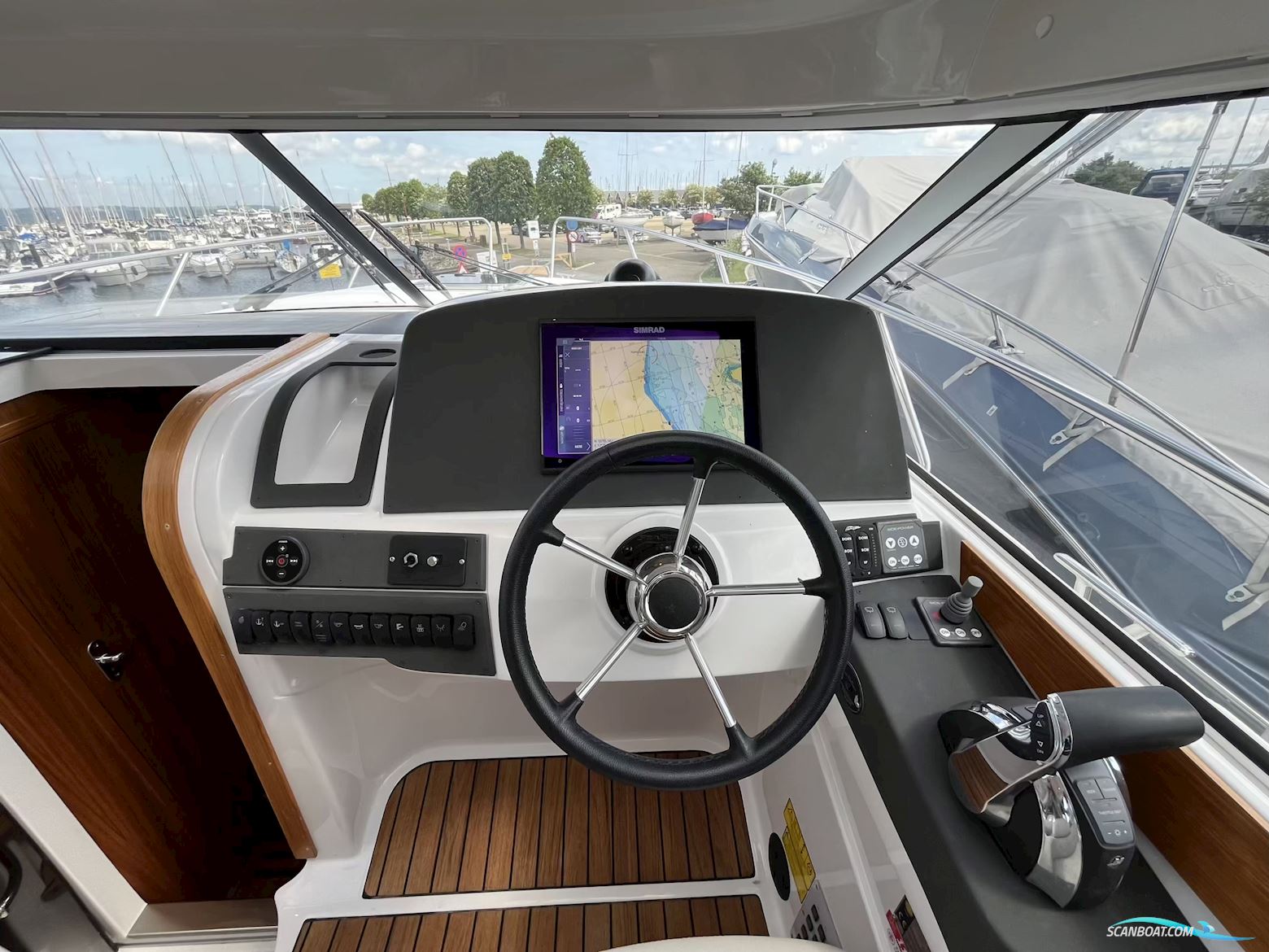 Aquador 27 HT (2020)