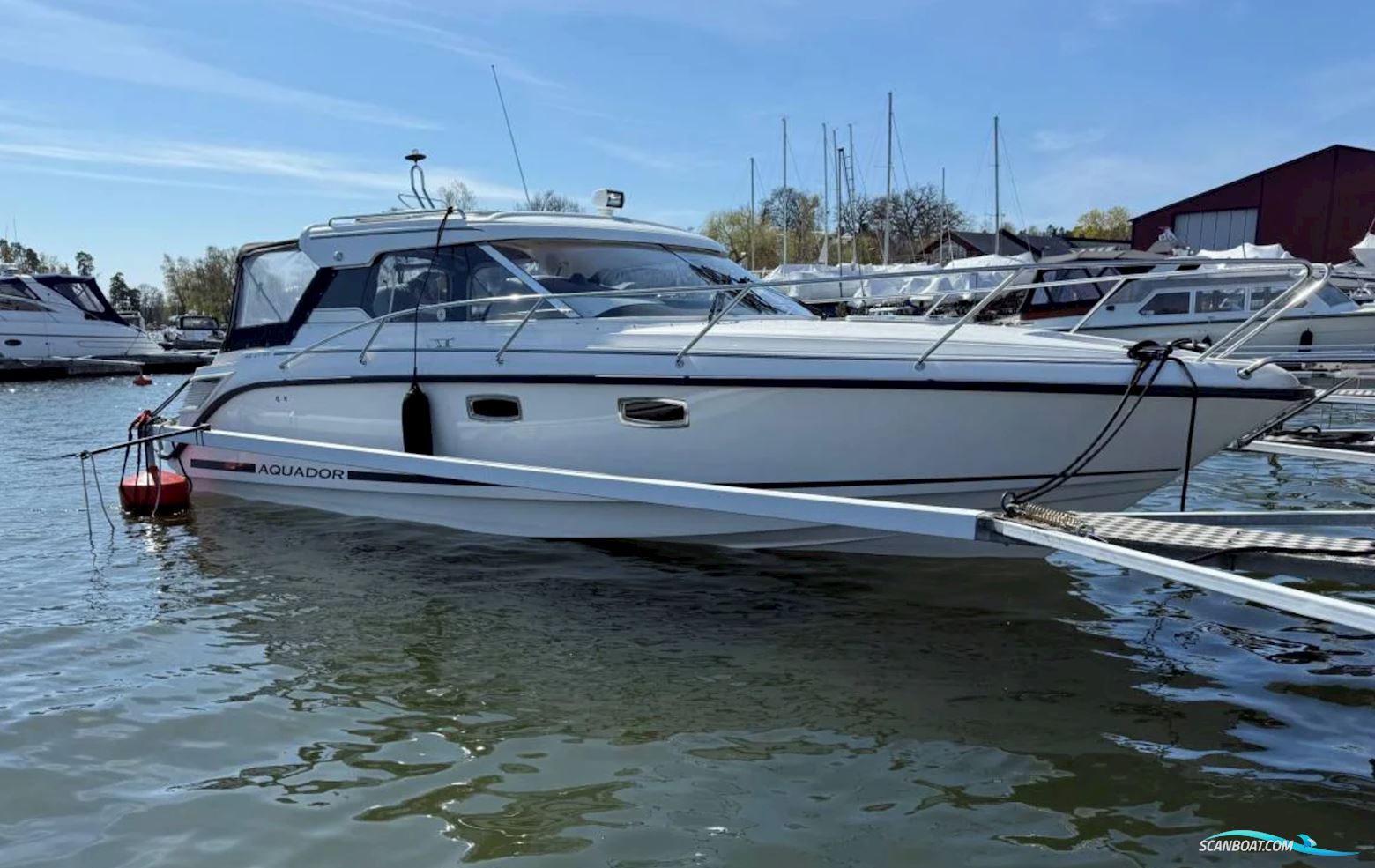 Aquador 27 HT Motorboten 2019, met Mercruiser Tdi V6 motor, Sweden