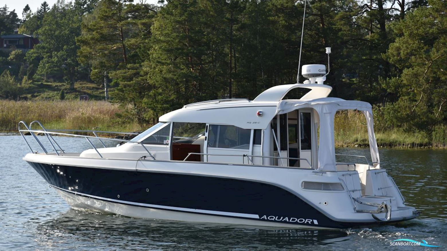 Aquador 28 C Motorboten 2012, met Volvo Penta motor, Sweden