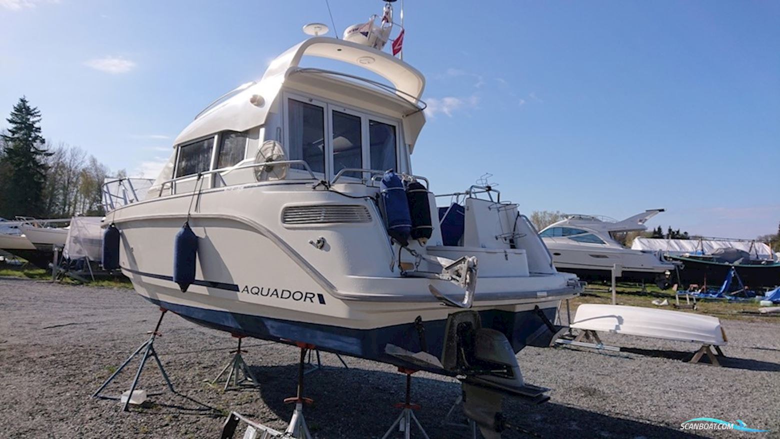 Aquador 28 C
