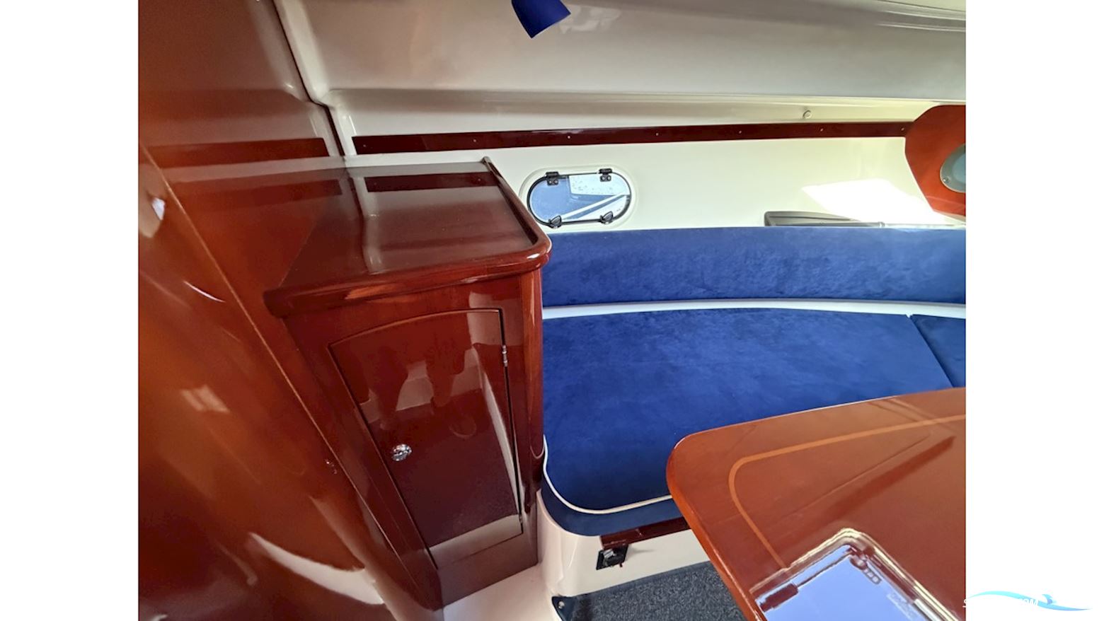 Aquador 28 DC