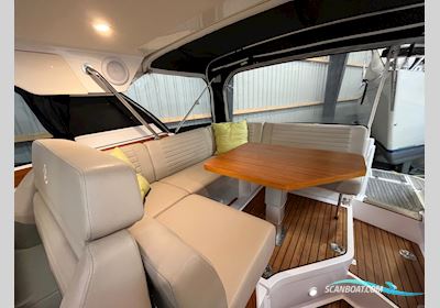 Aquador 28 HT Motorboten 2022, met Mercruiser 3.0 Diesel motor, Denemarken