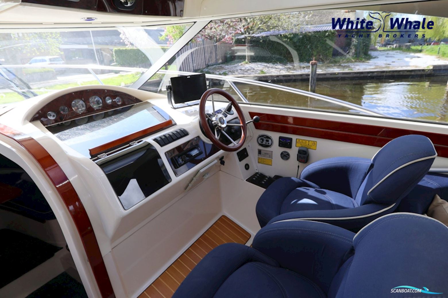 AQUADOR 28 HT