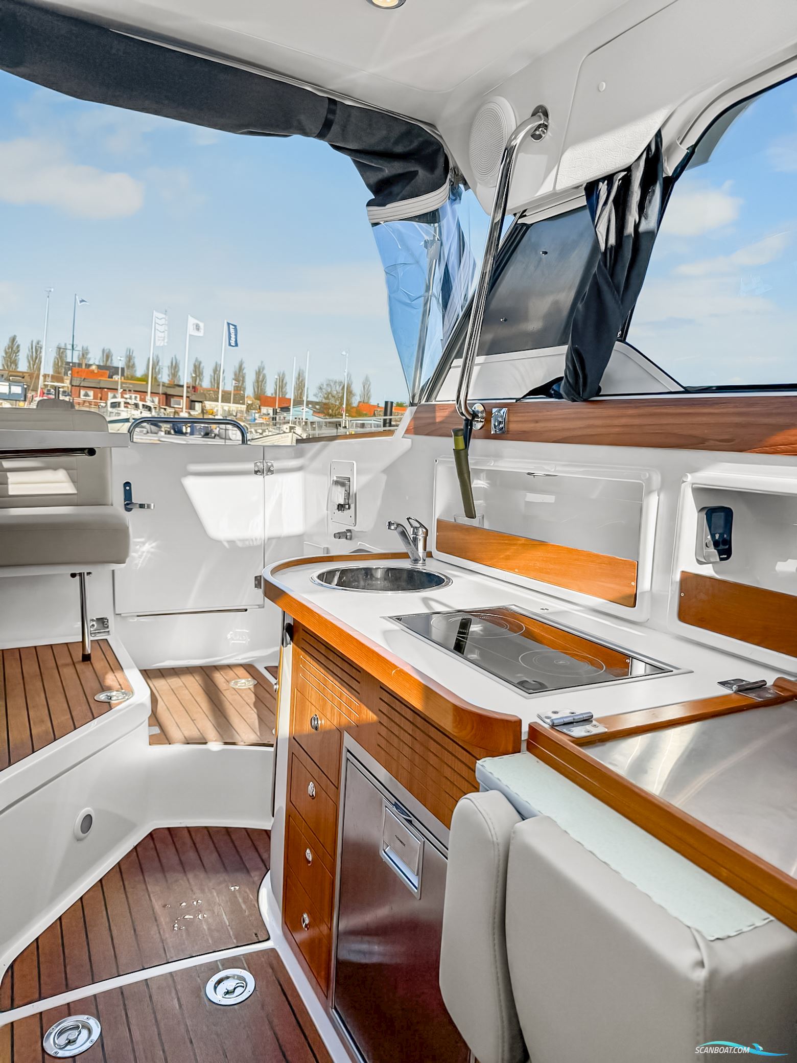 Aquador 28 HT