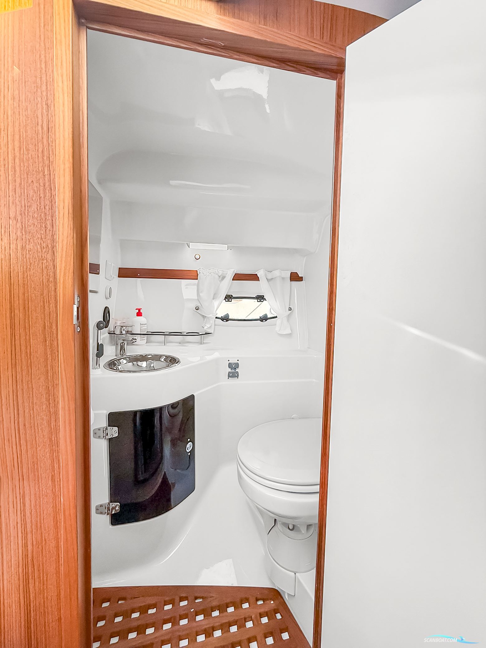 Aquador 28 HT