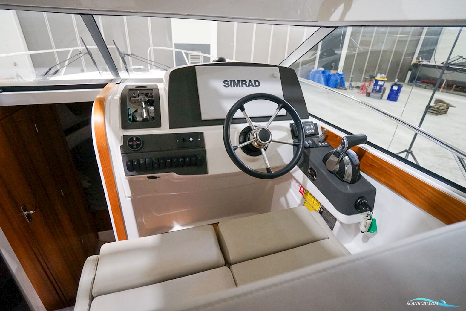 Aquador 28 HT