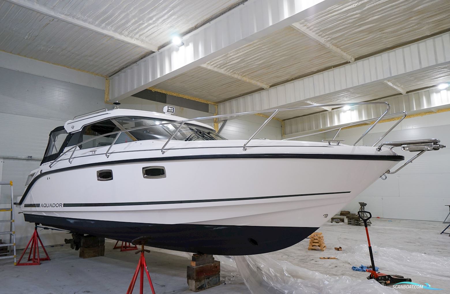 Aquador 28 HT