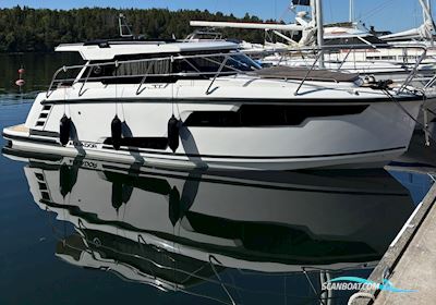 Aquador 300 HT Motorboten 2023, met Yanmar motor, Sweden
