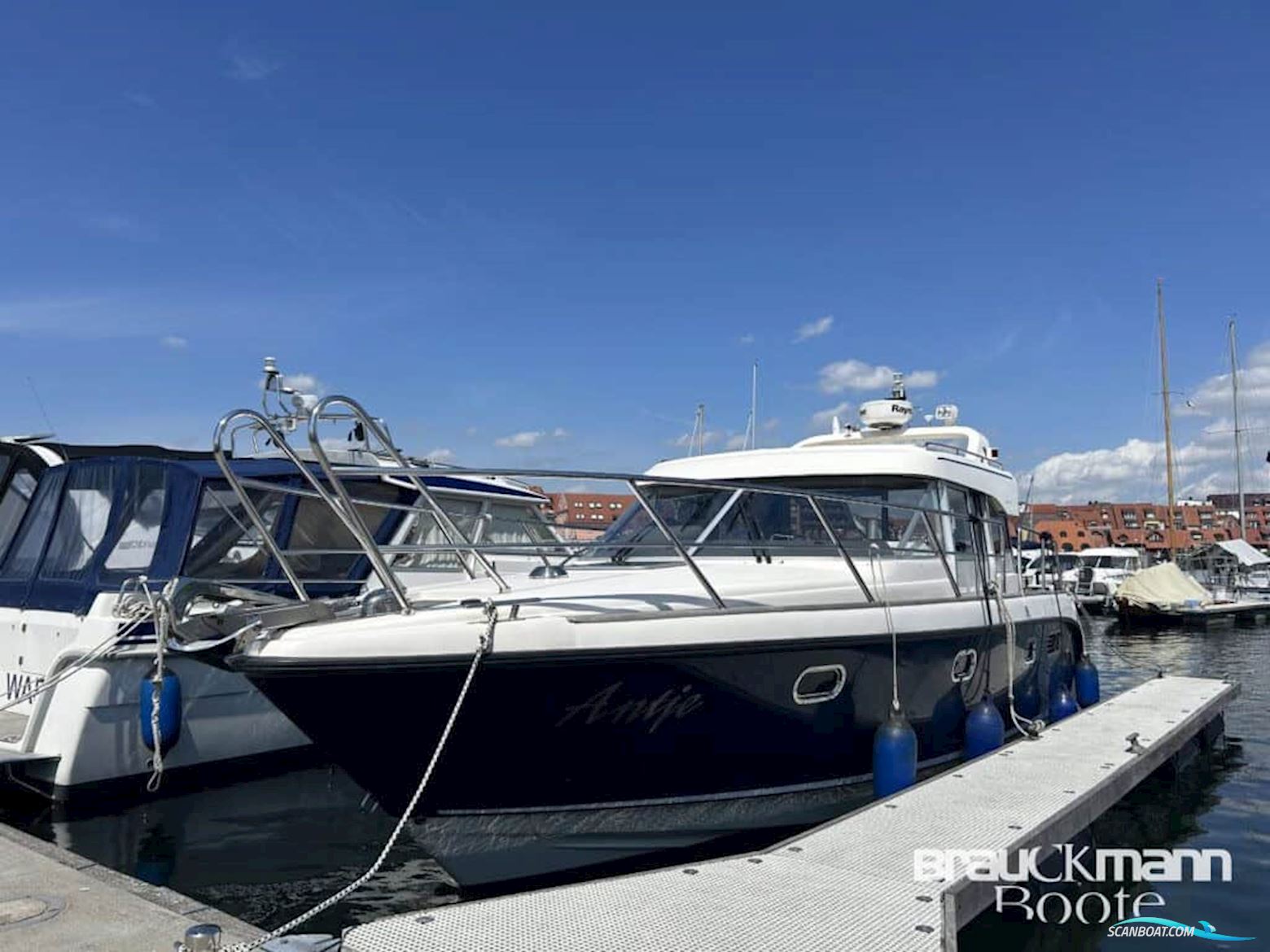 Aquador 32 C