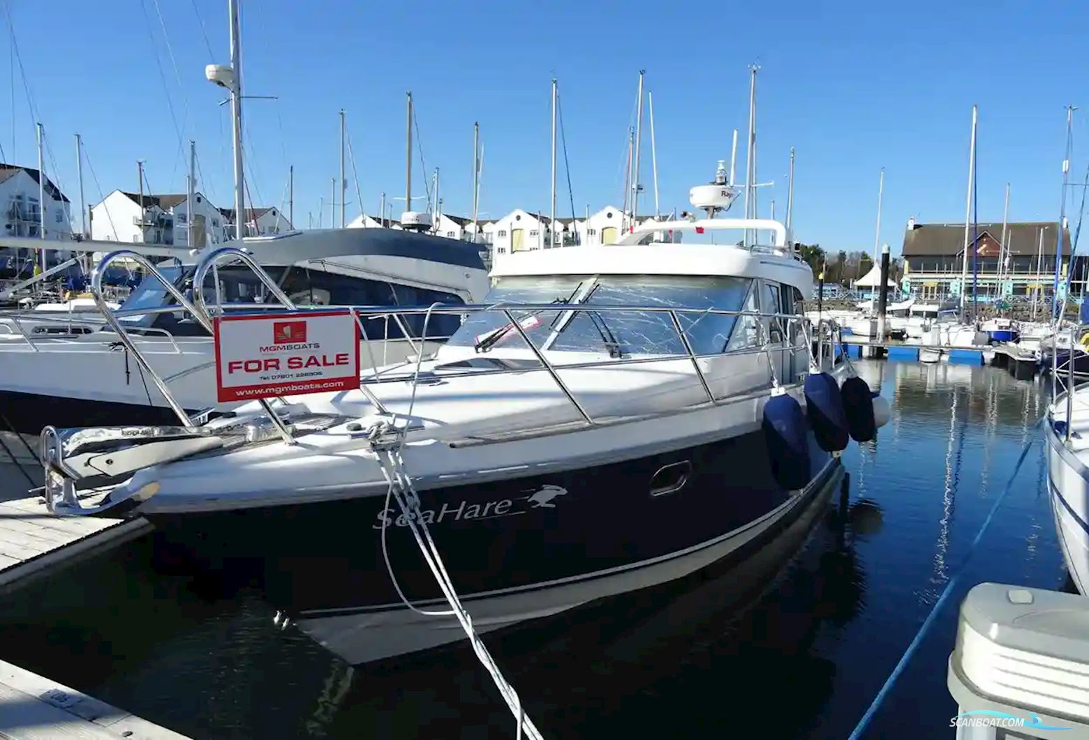 Aquador 32 Coupe Motorboten 2009, met Yanmar motor, United Kingdom