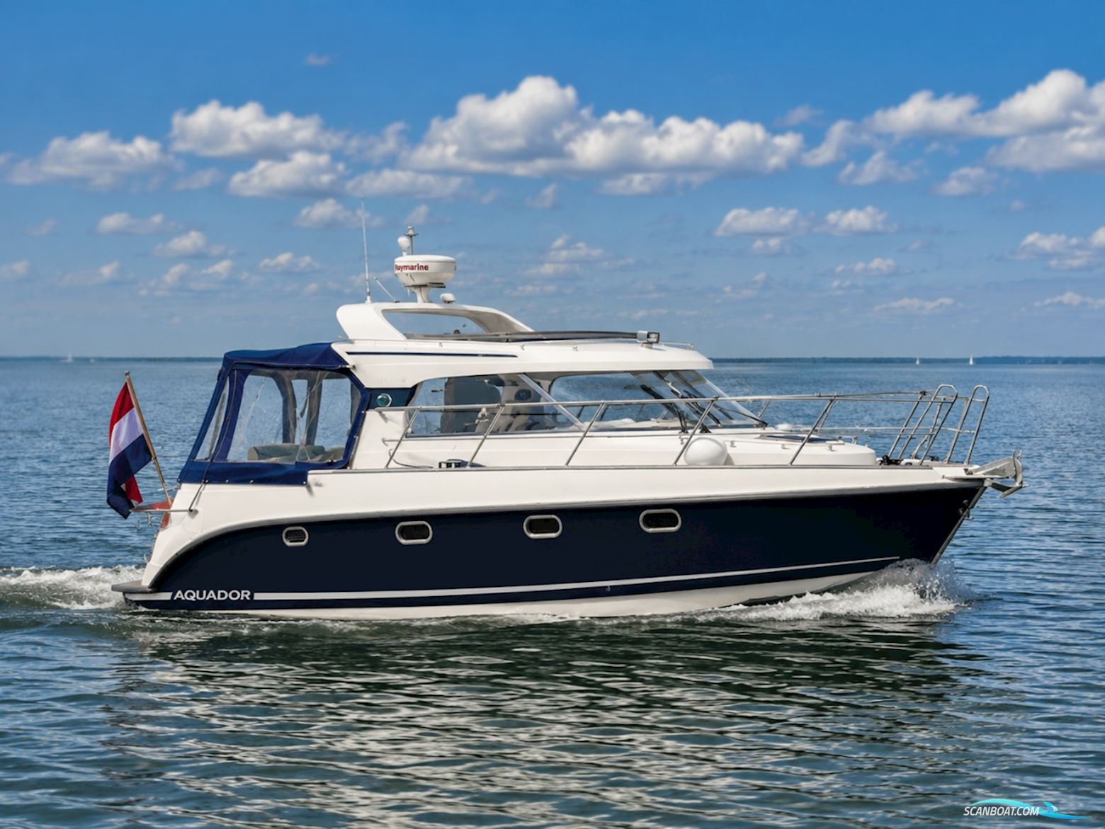 Aquador 33 HT Motorboten 2010, met 1 motor, The Netherlands