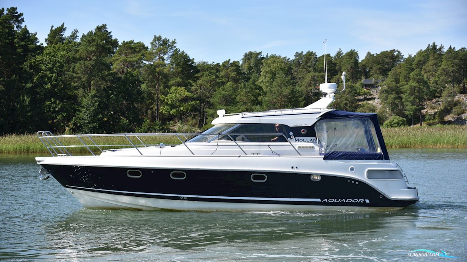 AQUADOR 33 HT Motorboten 2011, met Volvo Penta motor, Sweden