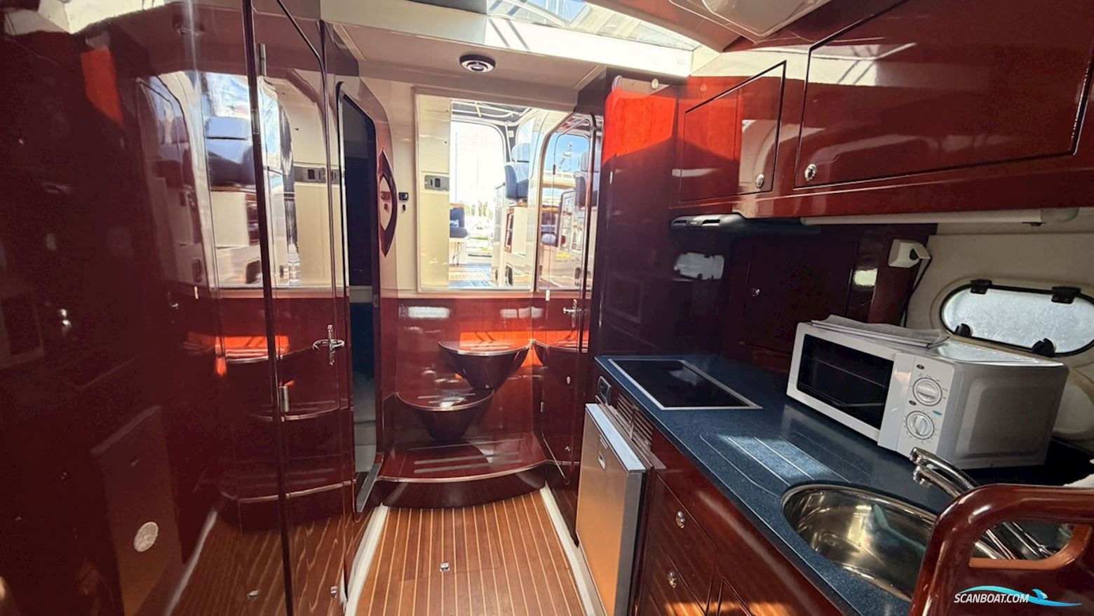 AQUADOR 33 HT