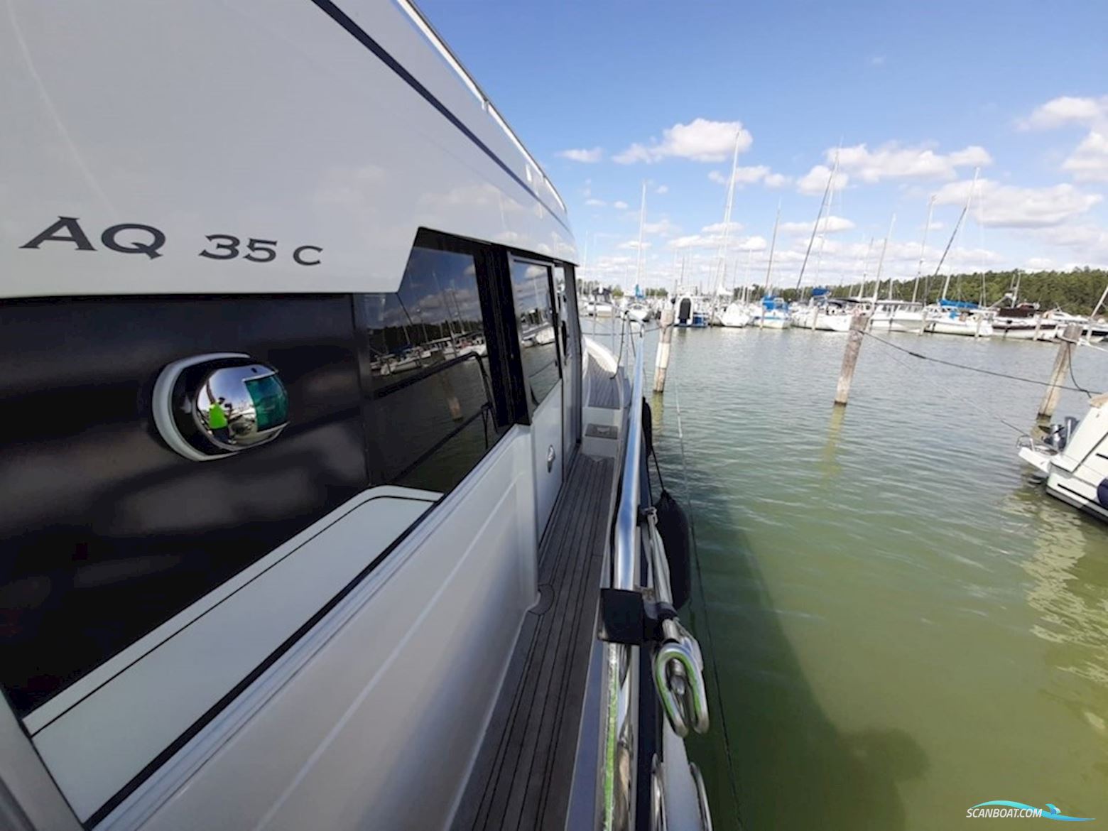 Aquador 35 C  2 x 260 Mercruiser 3.0 TDI
