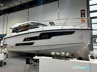 Aquador 400 HT Motorboten 2026, met Med 2 x Volvo Penta D4 Diesel Med Joystick motor, Denemarken