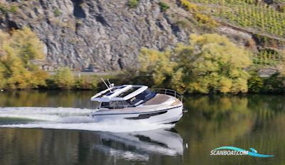 Aquador 400 HT Motorboten 2025, met Volvo Penta motor, Duitsland