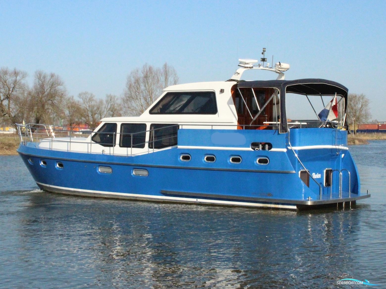Aqualine 46 Pilothouse