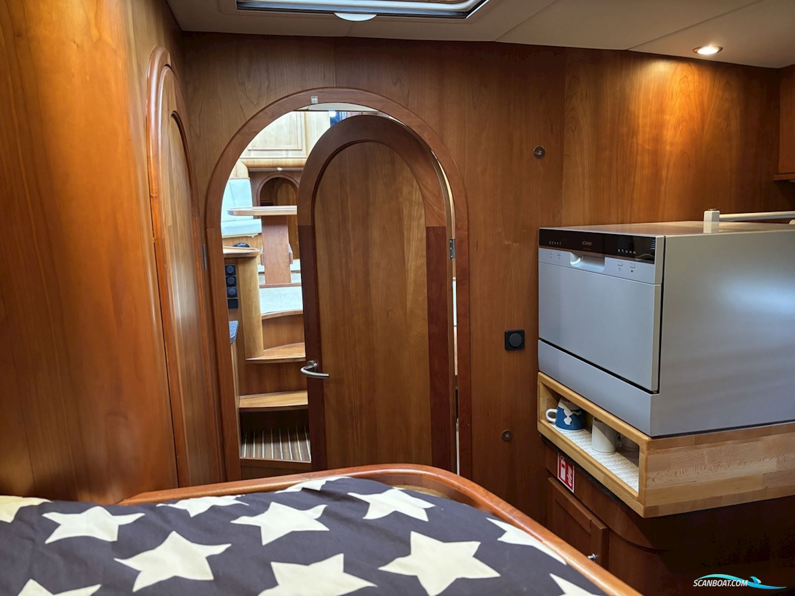 Aqualine 46 Pilothouse