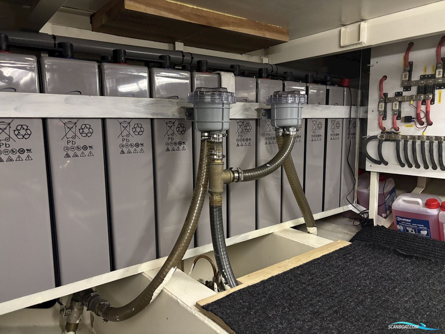 Aqualine 46 Pilothouse