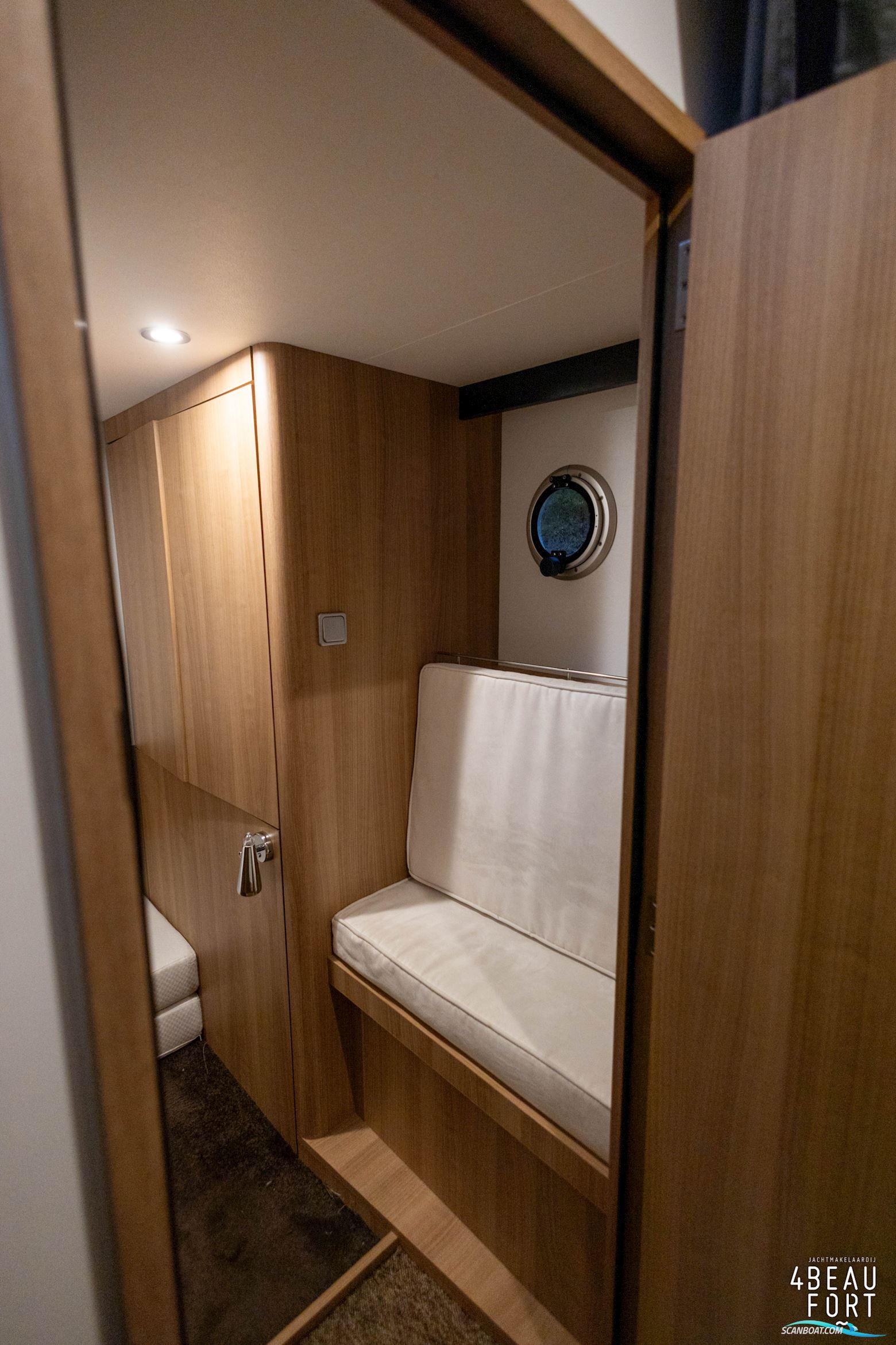 Aquanaut Andante 380 OC