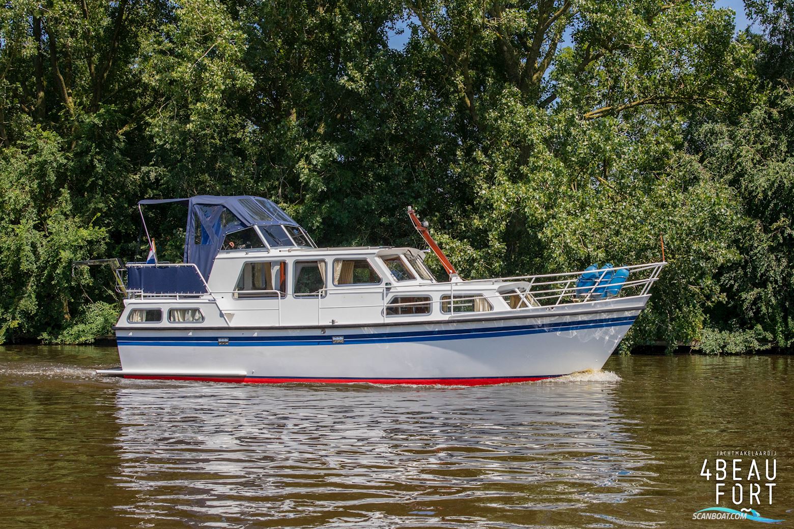 Aquanaut Beauty 1000 AK Motorboten 1988, met Ford  FSD425 motor, The Netherlands