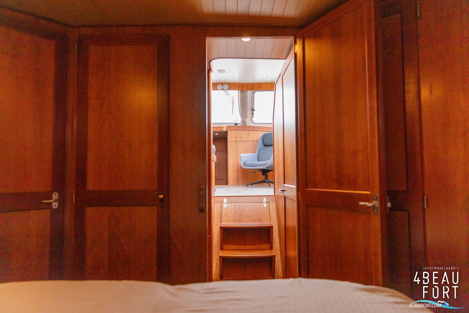 Aquanaut Drifter 1250 Fly