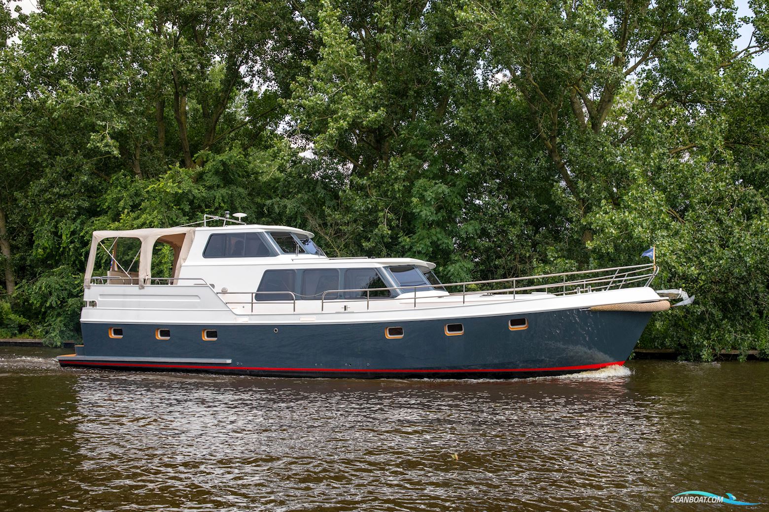 Aquanaut Drifter 1500 Pilot House