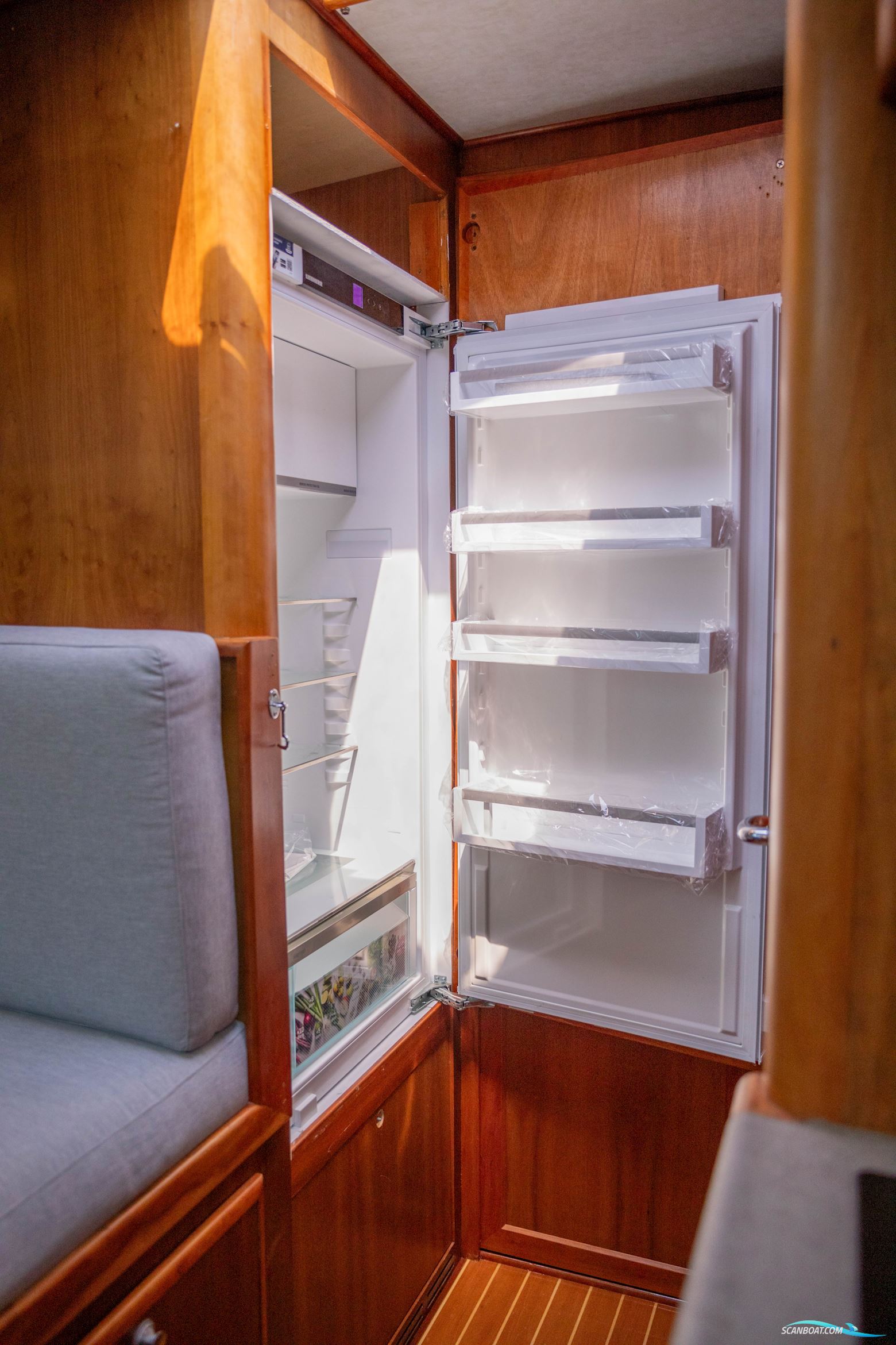 Aquanaut Drifter 1500 Pilot House