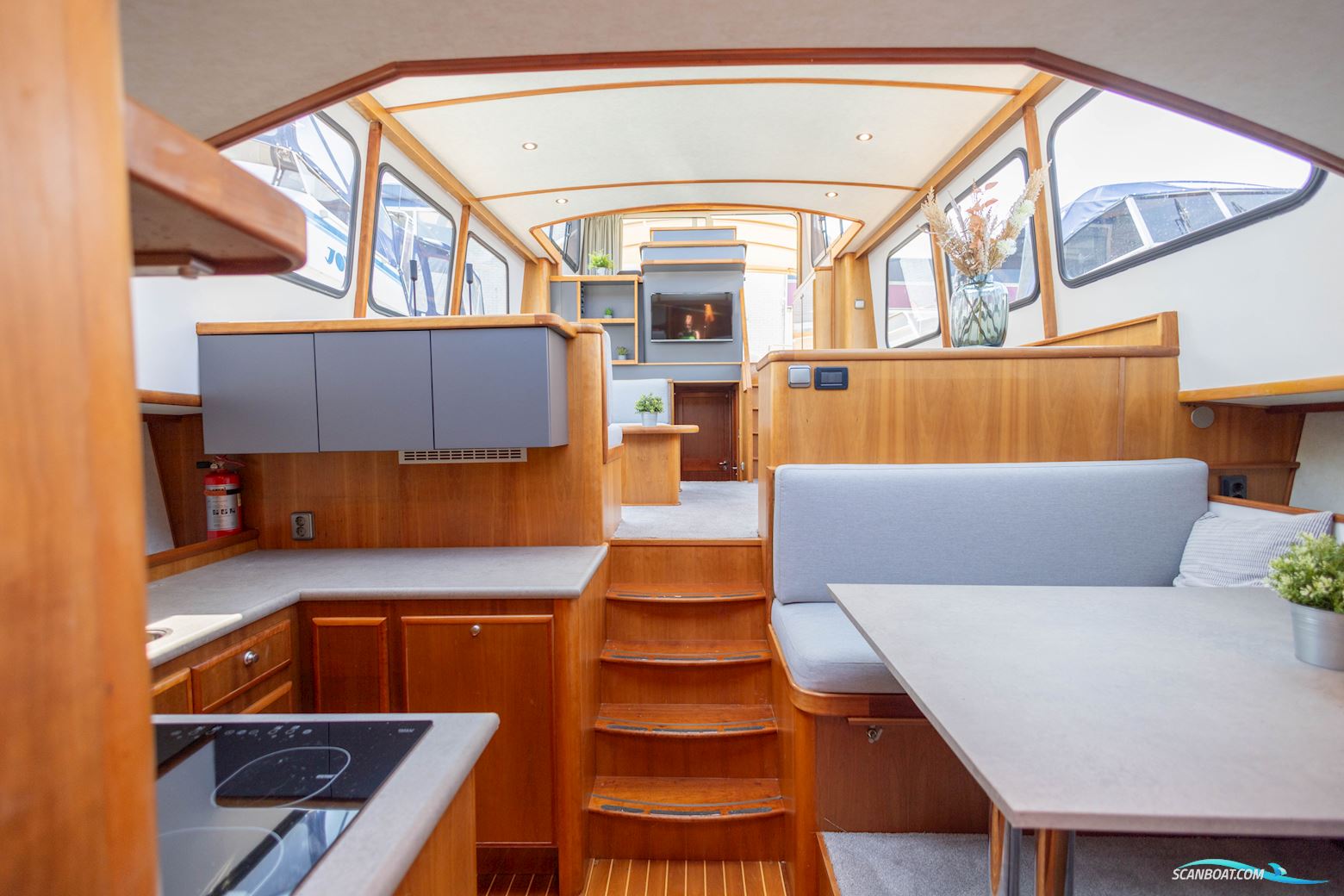 Aquanaut Drifter 1500 Pilot House