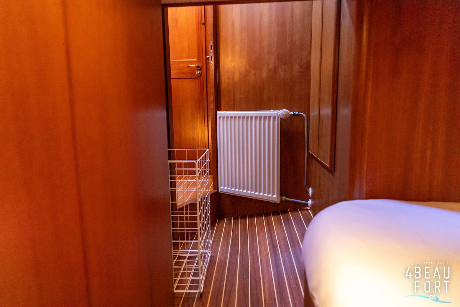 Aquanaut European Voyager 1300