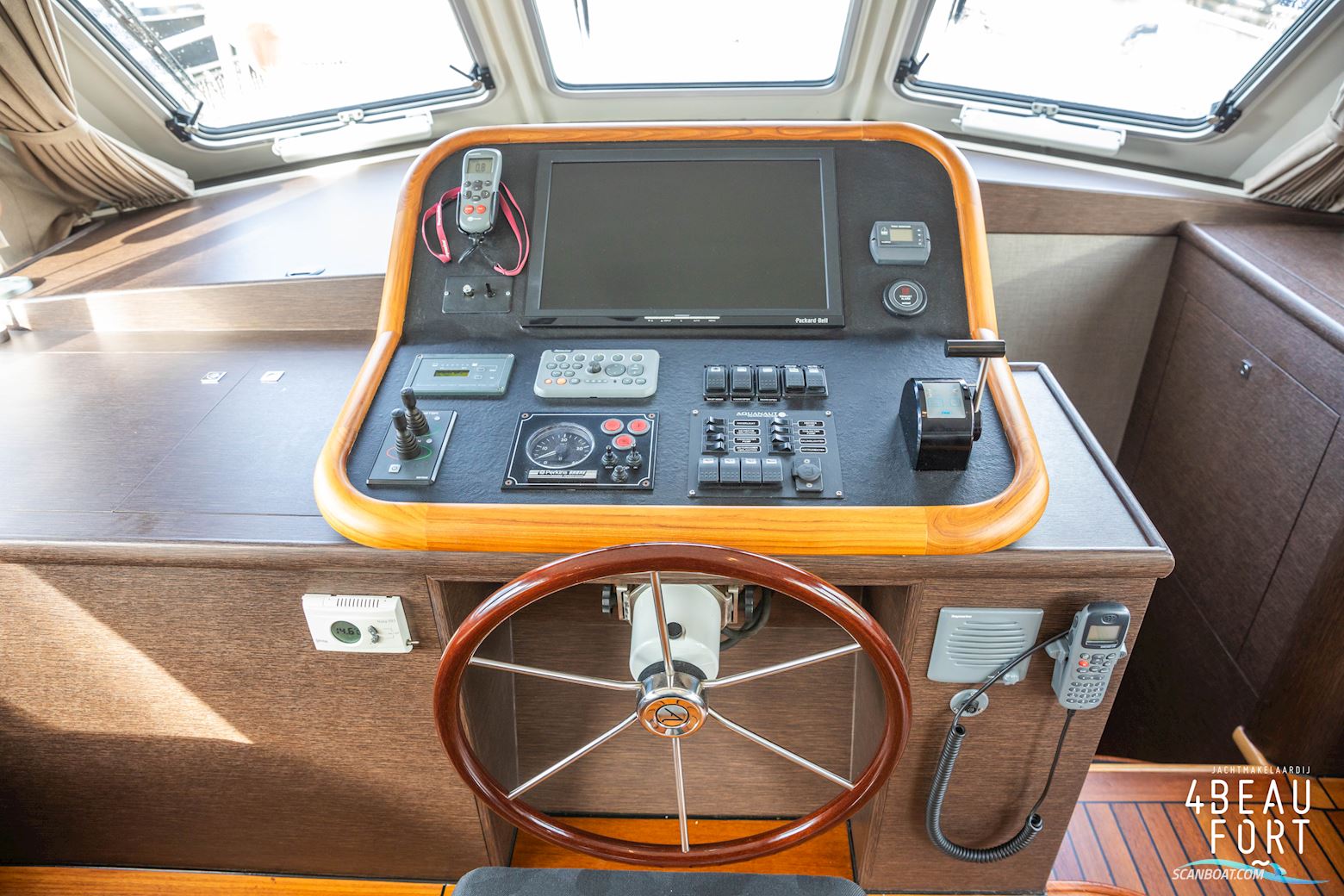 Aquanaut European Voyager 1500 II