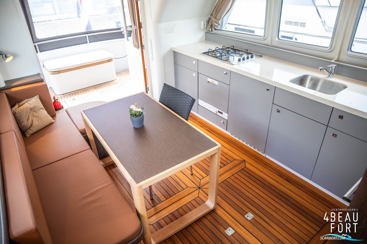 Aquanaut European Voyager 1500 II