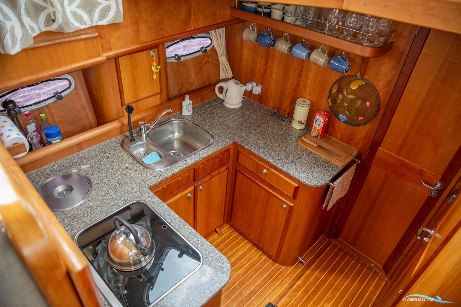 Aquanaut Privilege 1250 AK