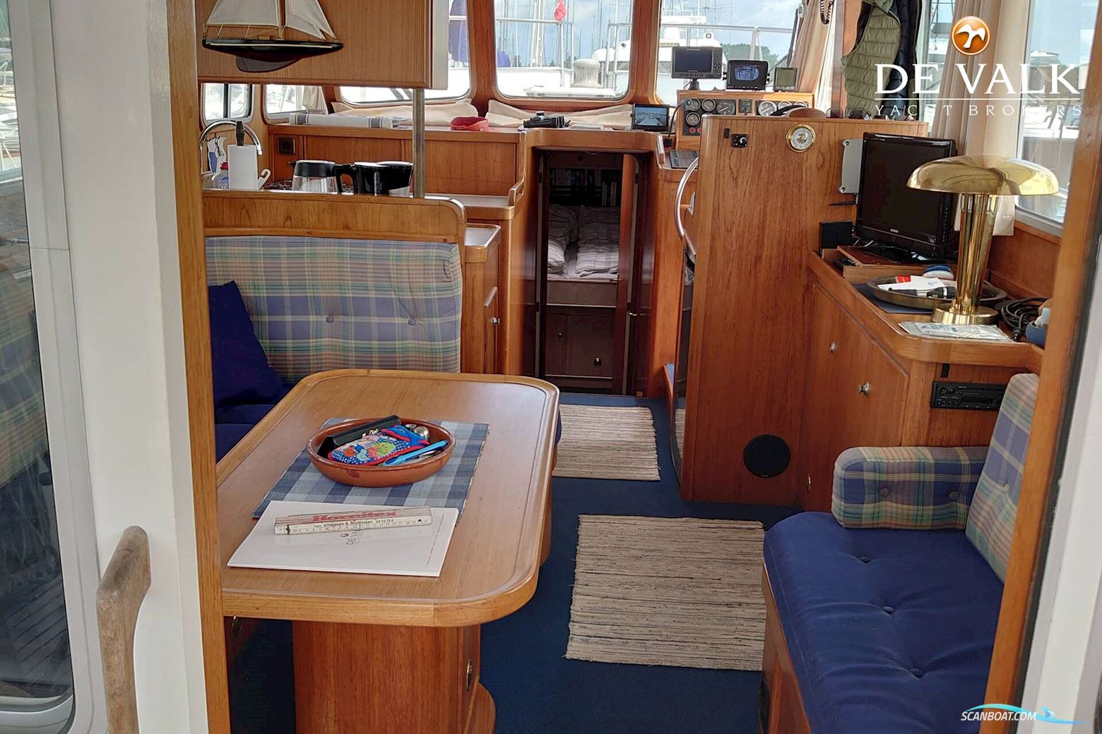 Aquastar 43 Fisherman