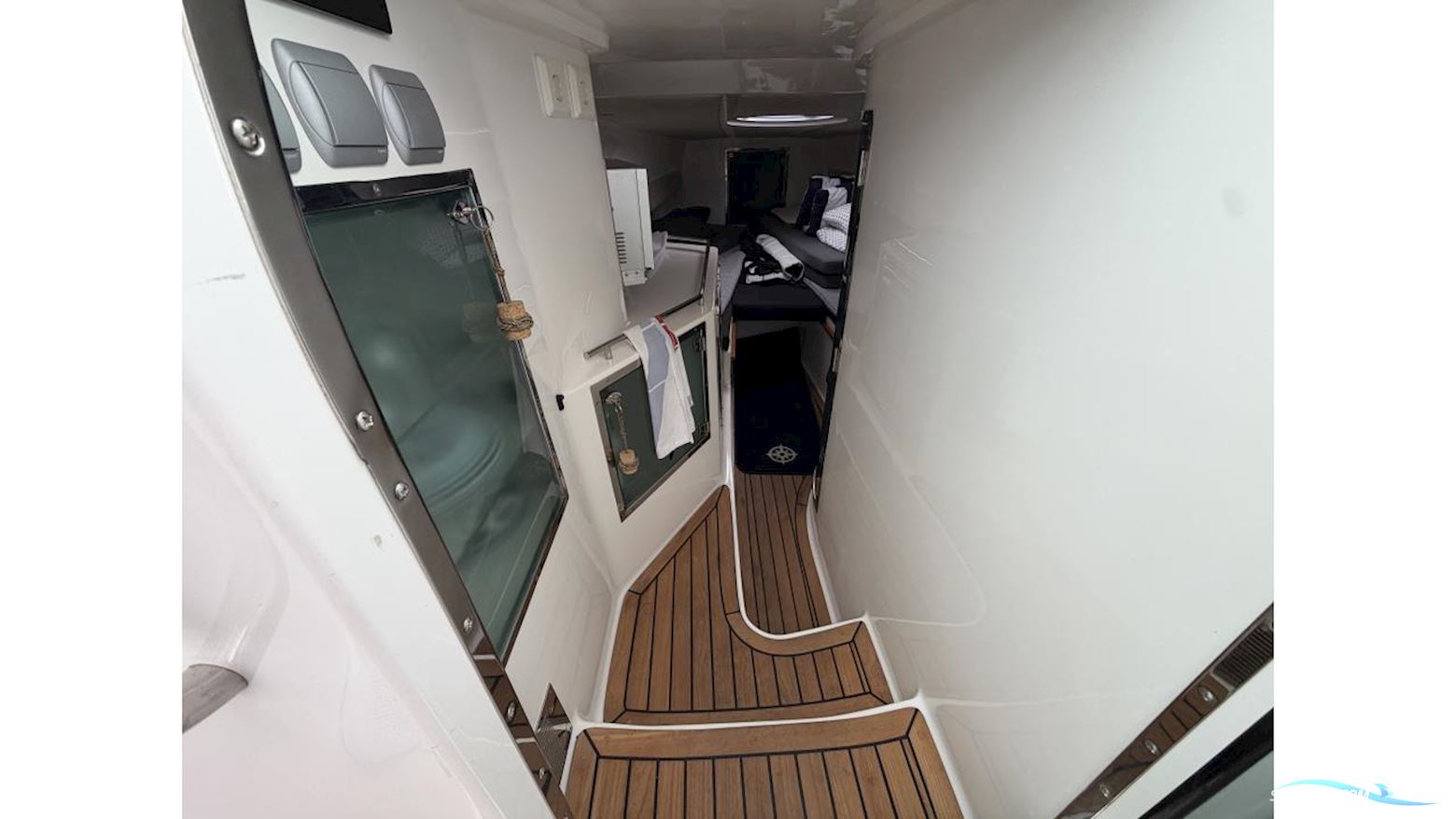 Arctic Blue 35