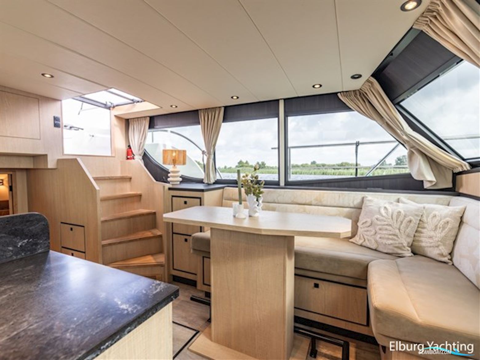 Argos 13.50 - Three Cabin - Sunroof