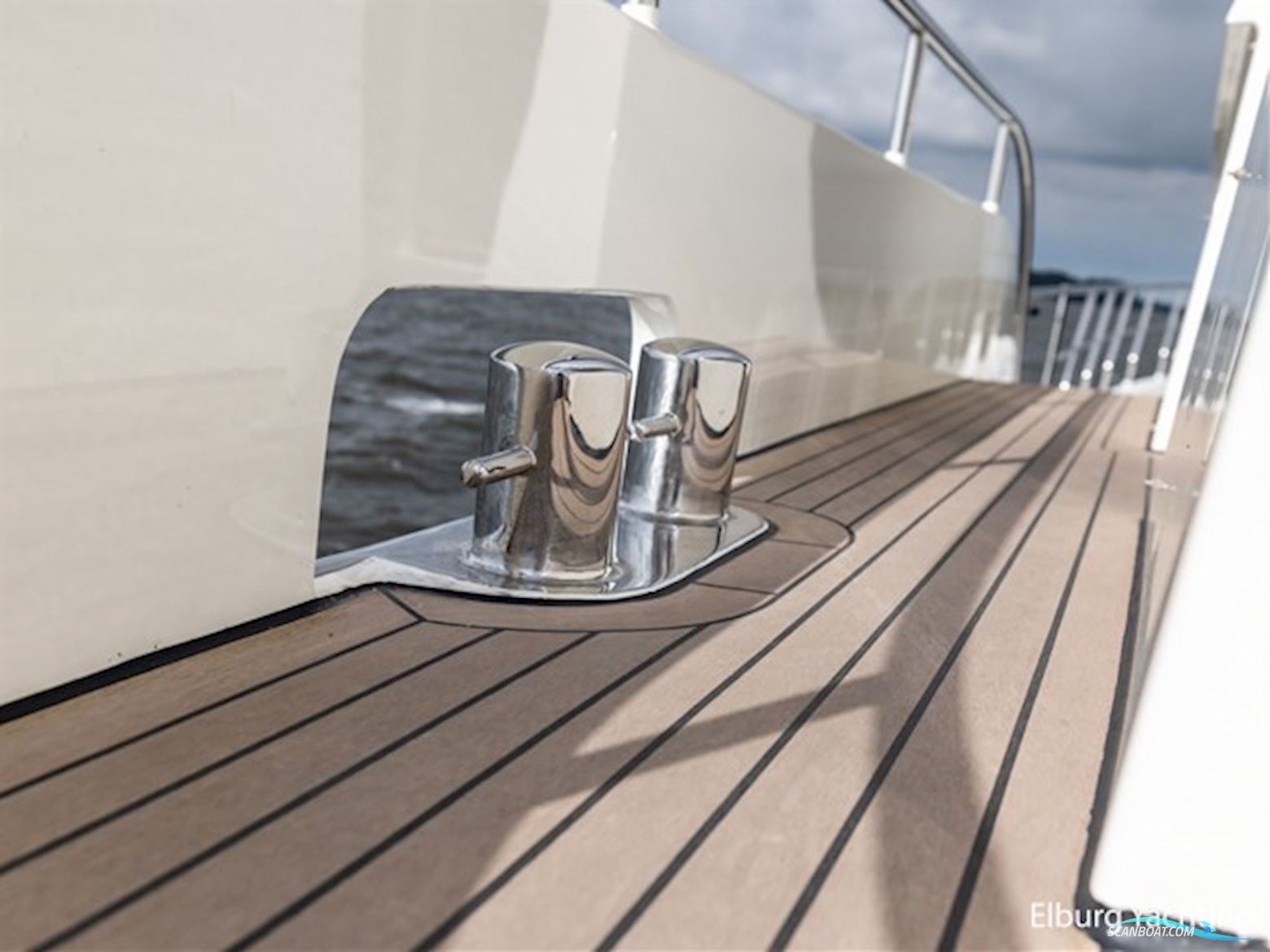 Argos 13.50 - Three Cabin - Sunroof