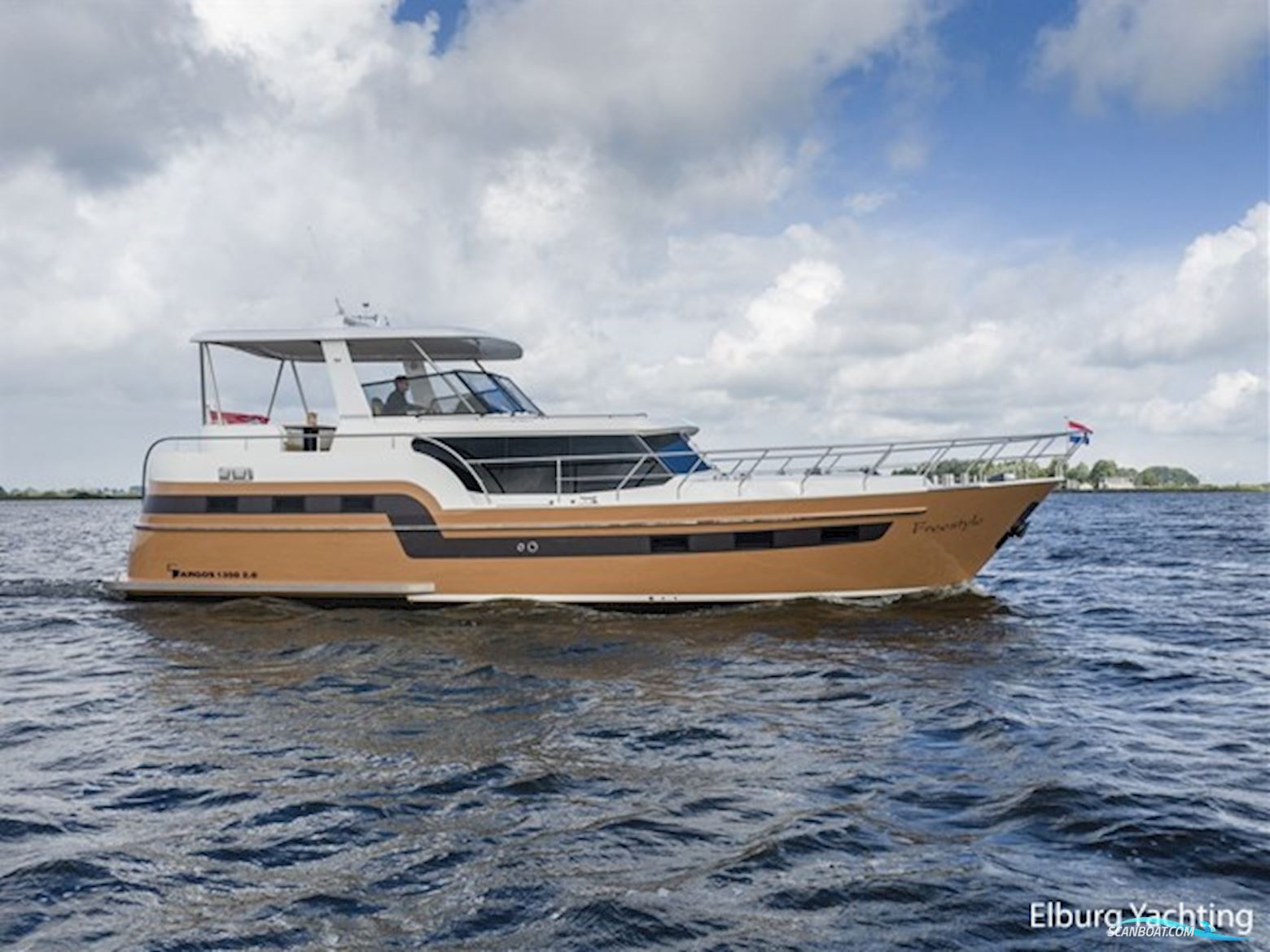 Argos 13.50 - Three Cabin - Sunroof