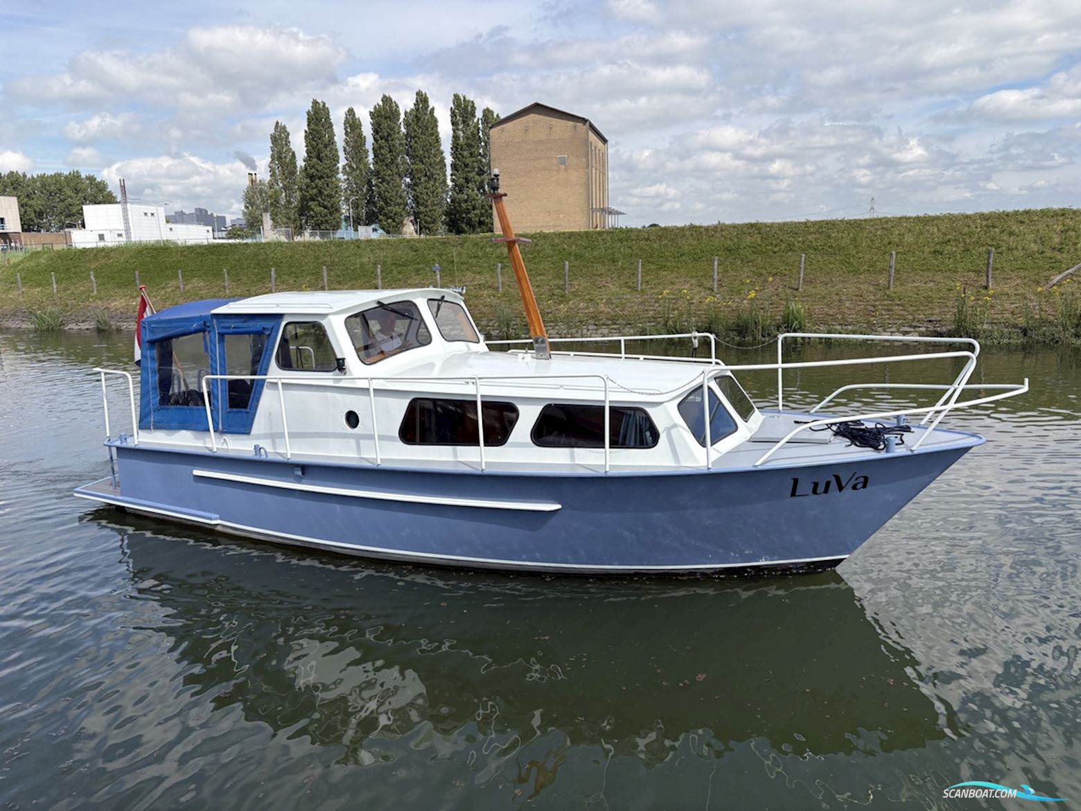 Ariadne Kruiser 900 OK