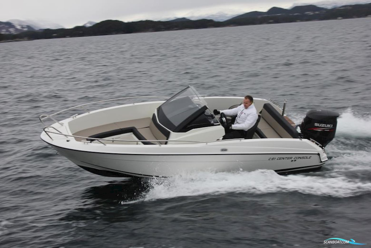 Askeladden C61 CC Motorboten 2026, met Mercury 150 Exlpt Efi motor, Denemarken