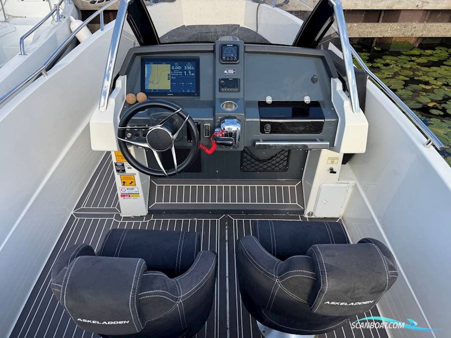 Askeladden C61 Center Console