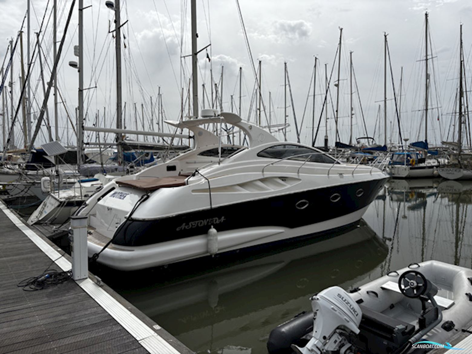 Astondoa 40 Open