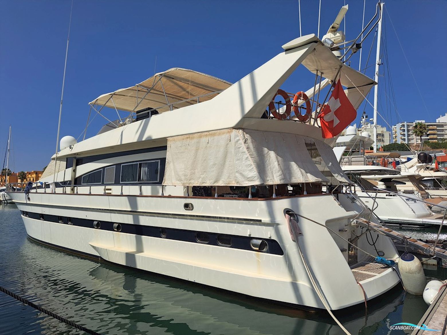 Astondoa 73 Glx