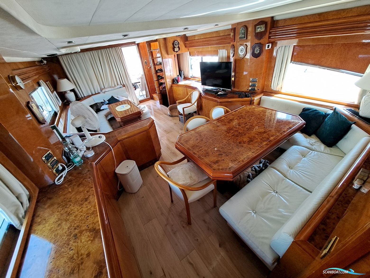Astondoa 73 Glx