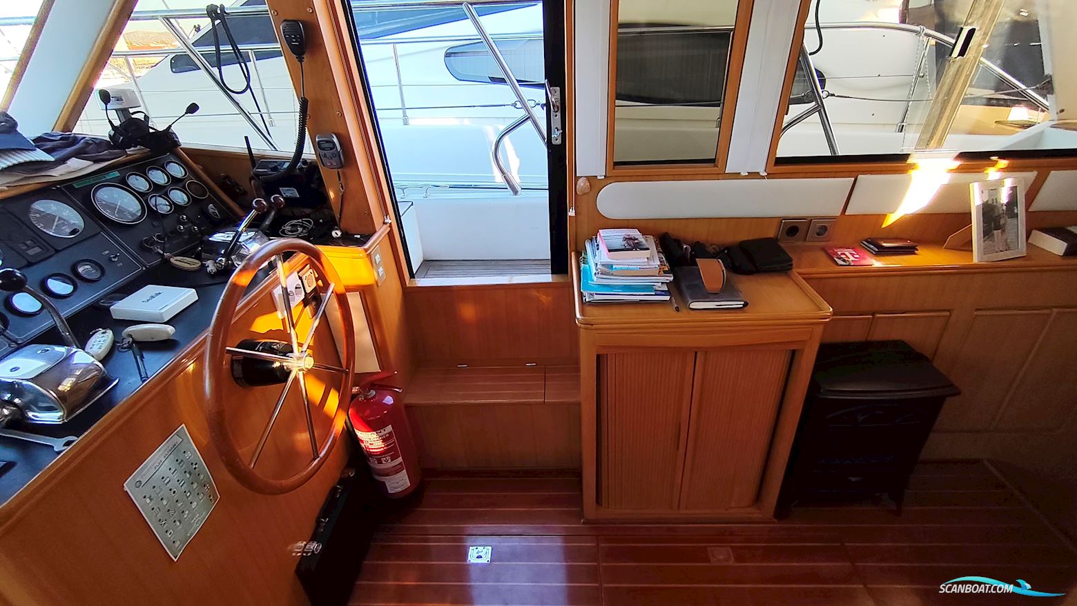 Astor 44