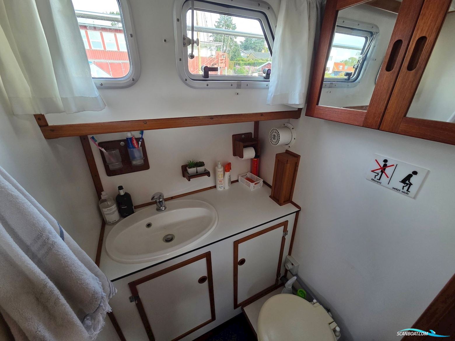 Atlantic 37