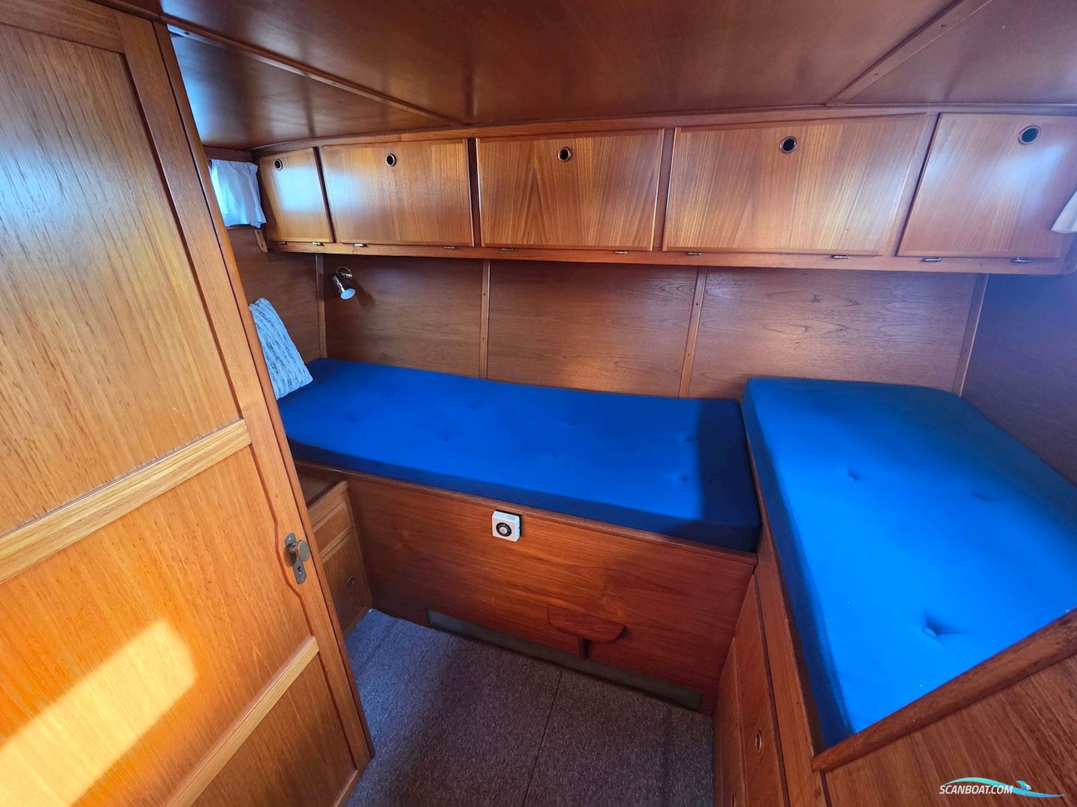 Atlantic 37