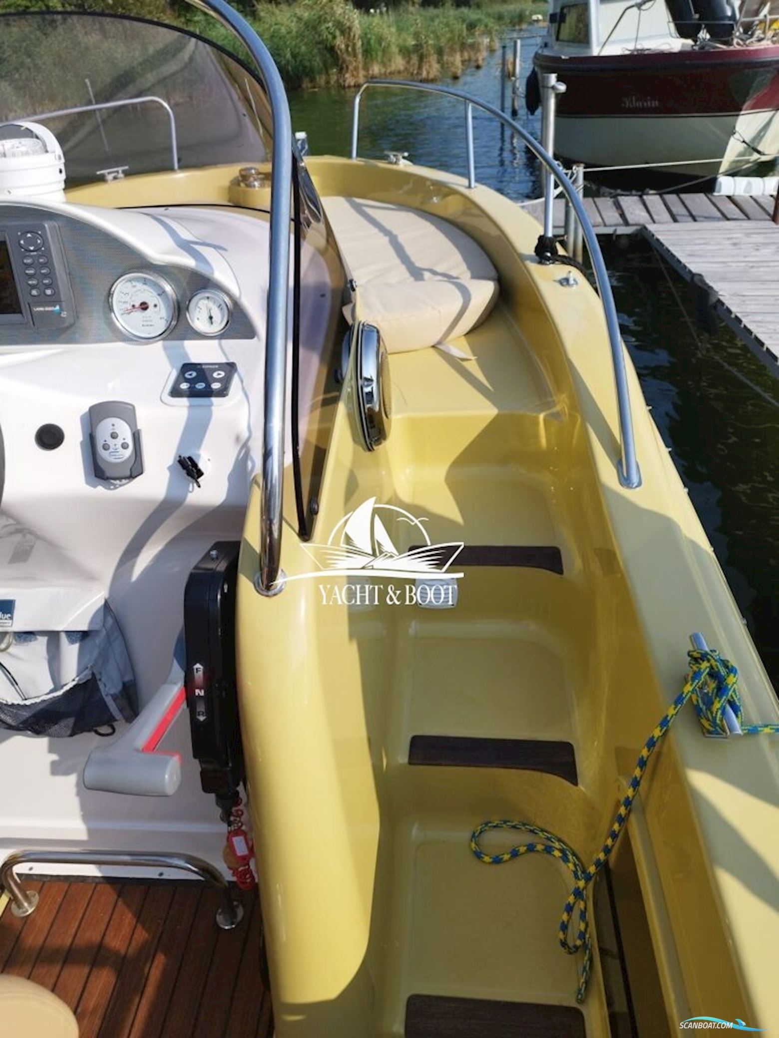 Atlantic Marine Suncruiser 650